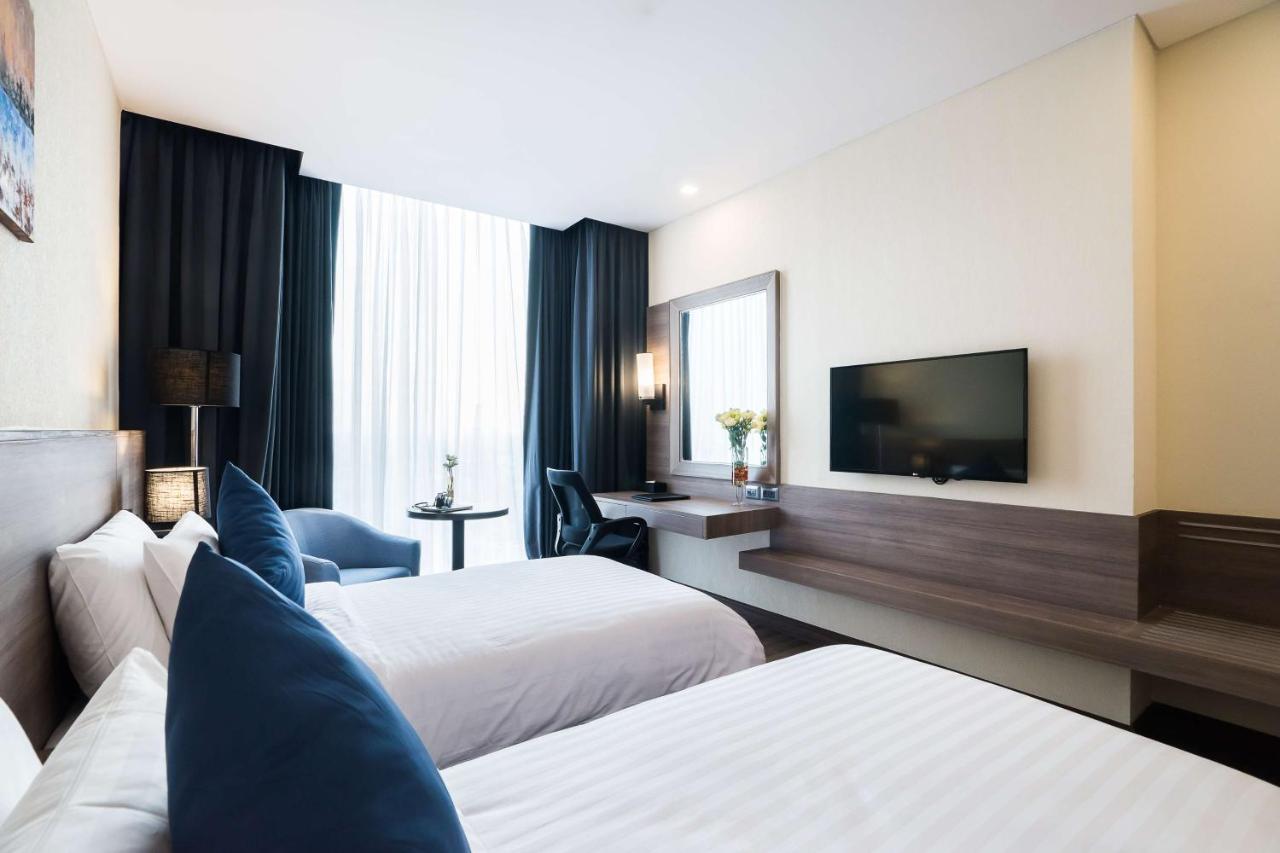 Best Western Plus Wanda Grand Hotel Nonthaburi Bagian luar foto