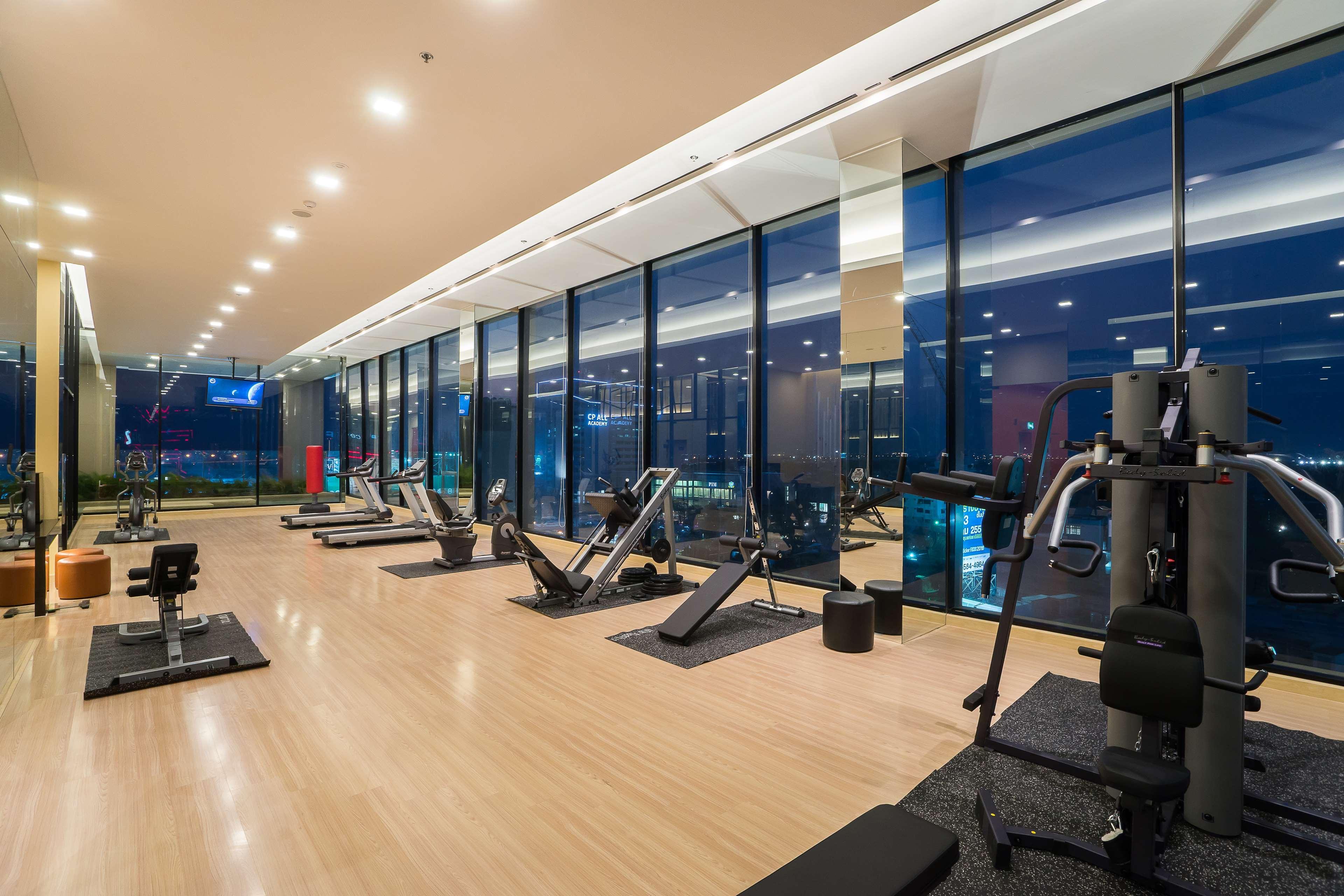 Best Western Plus Wanda Grand Hotel Nonthaburi Bagian luar foto