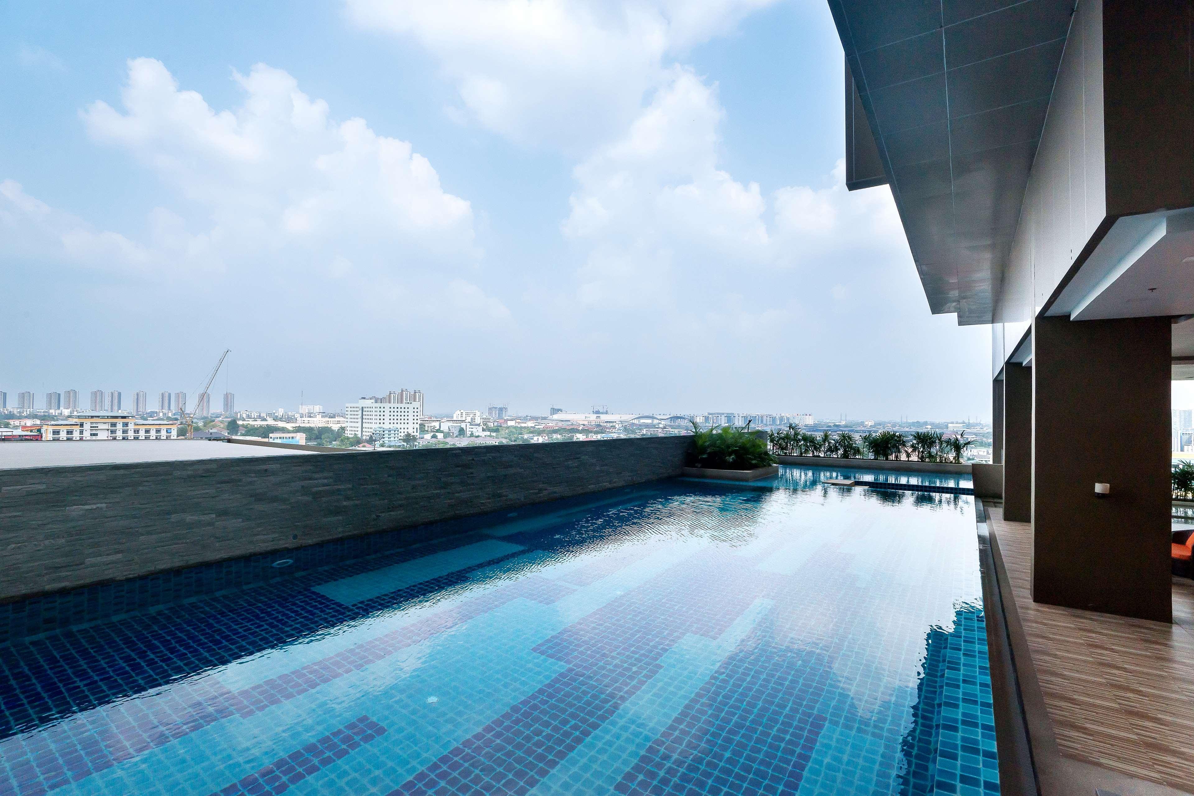 Best Western Plus Wanda Grand Hotel Nonthaburi Bagian luar foto