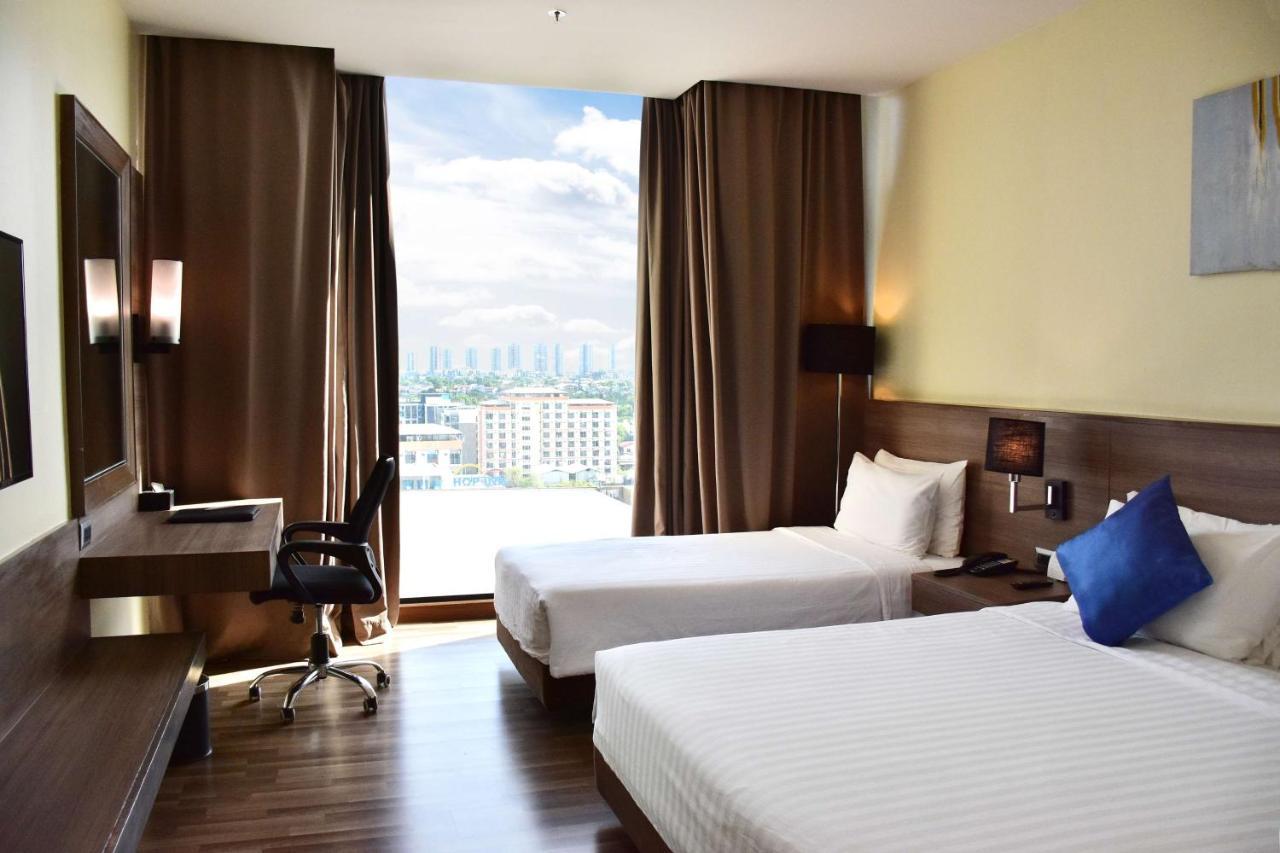 Best Western Plus Wanda Grand Hotel Nonthaburi Bagian luar foto