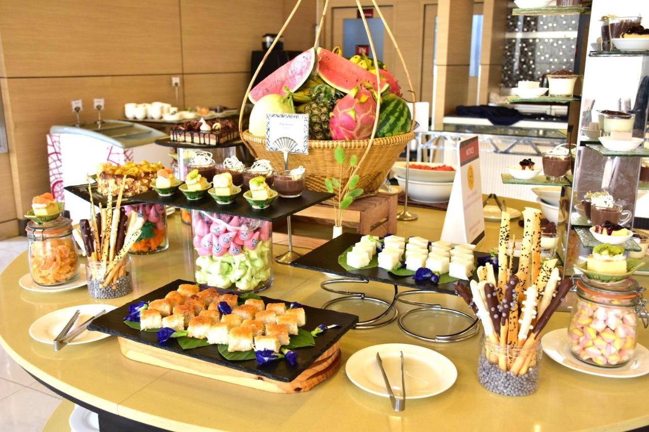 Best Western Plus Wanda Grand Hotel Nonthaburi Bagian luar foto